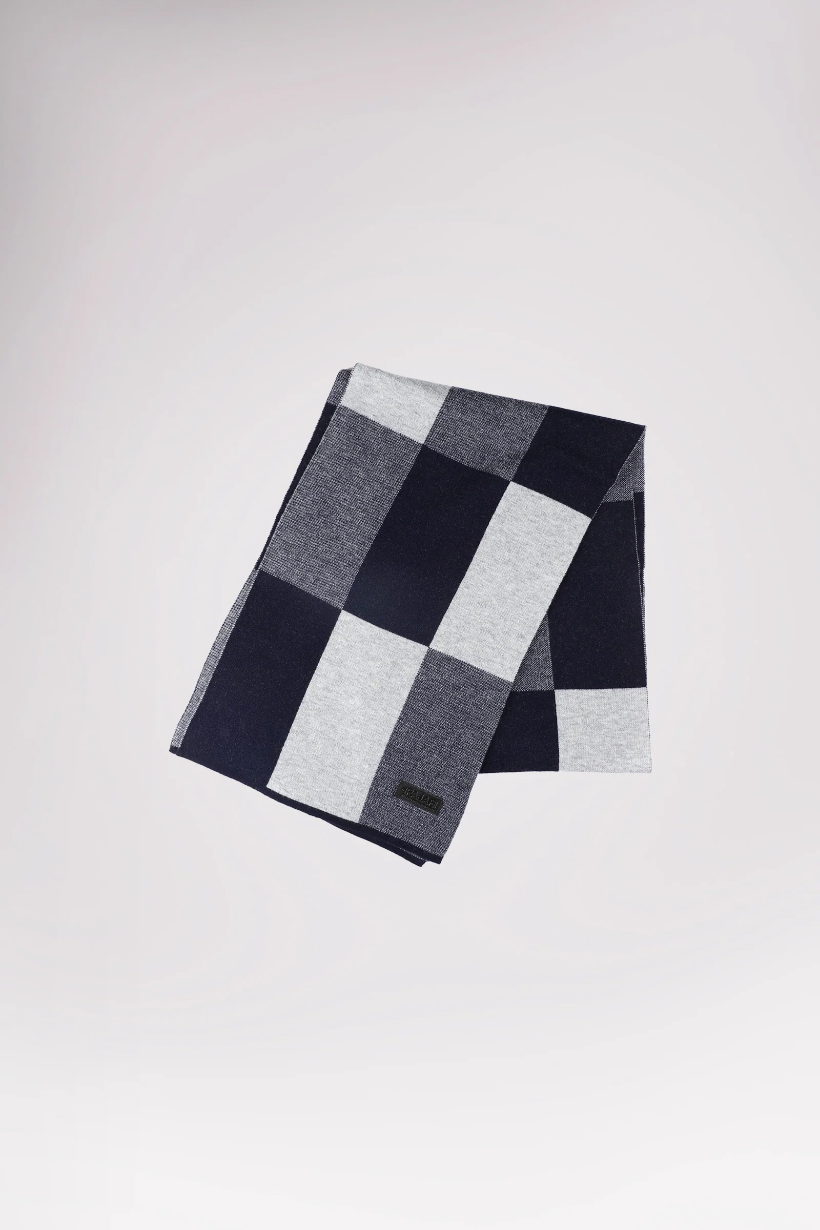 Beaufort Wool Knitted Scarf - Image 5