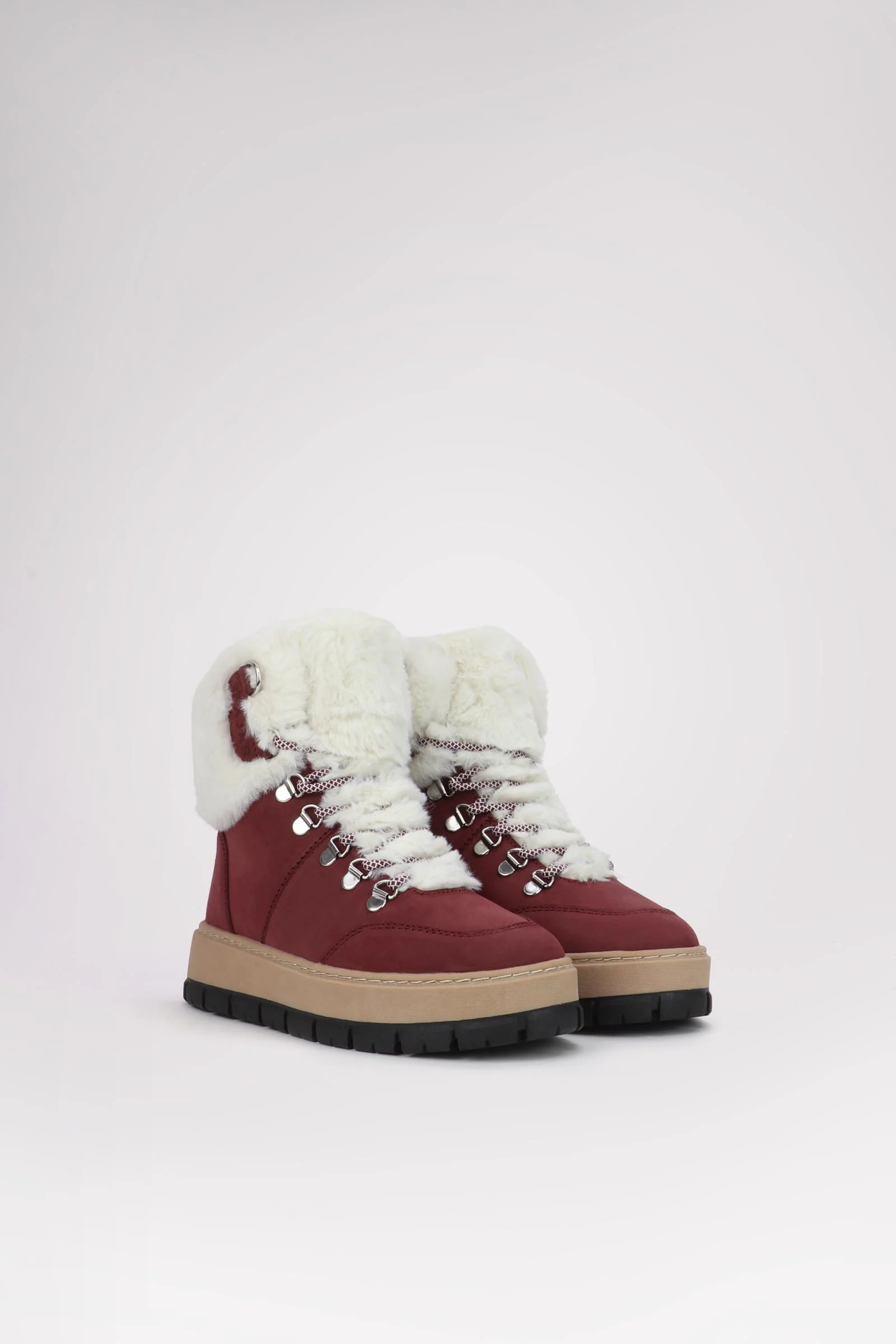 Chalet Women's Lace Up Sneaker Boot - Image 8