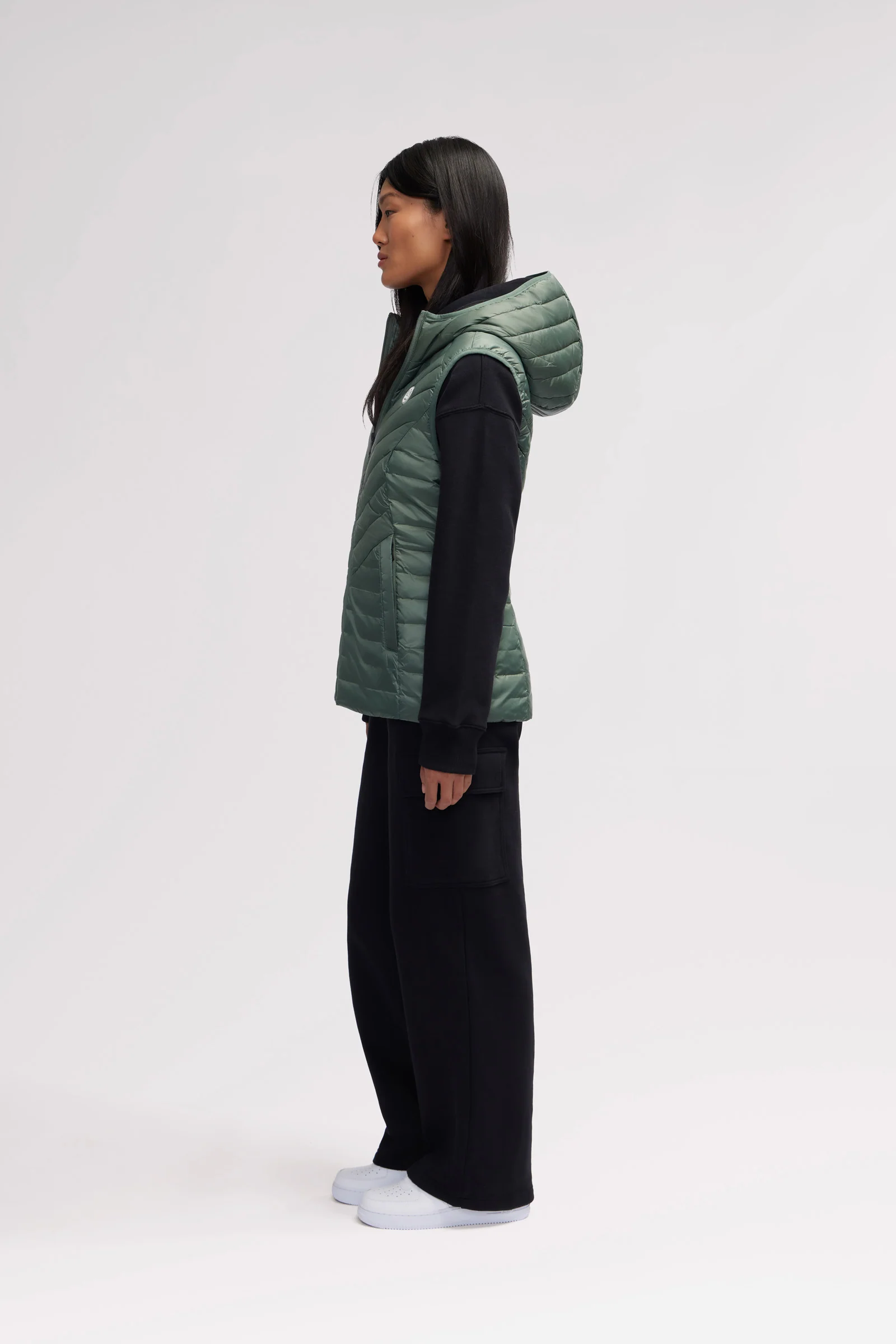 Colette Women’s Lightweight Packable Puffer Vest - Image 3