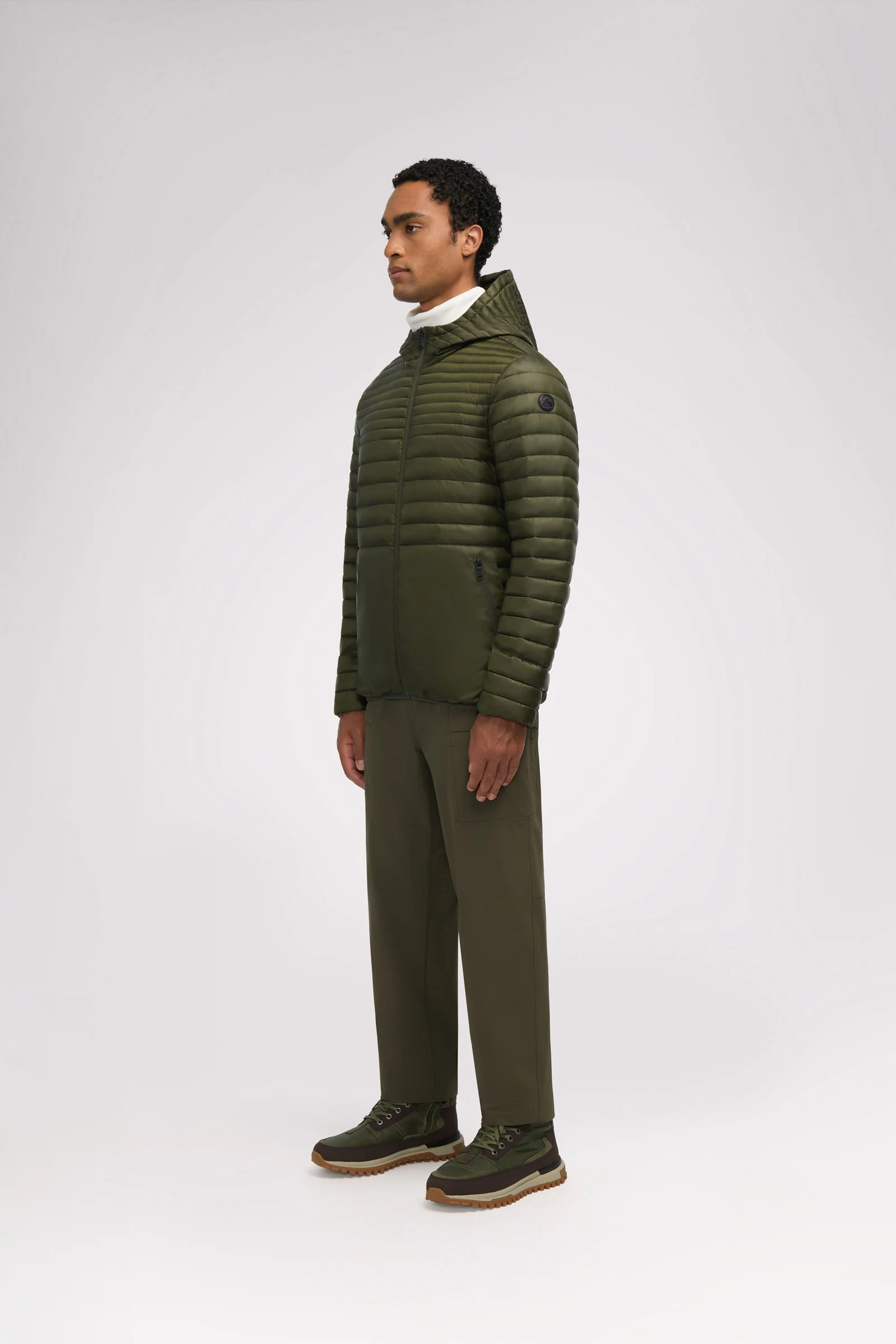 Eriksson Men's Lightweight Packable Puffer - Image 24