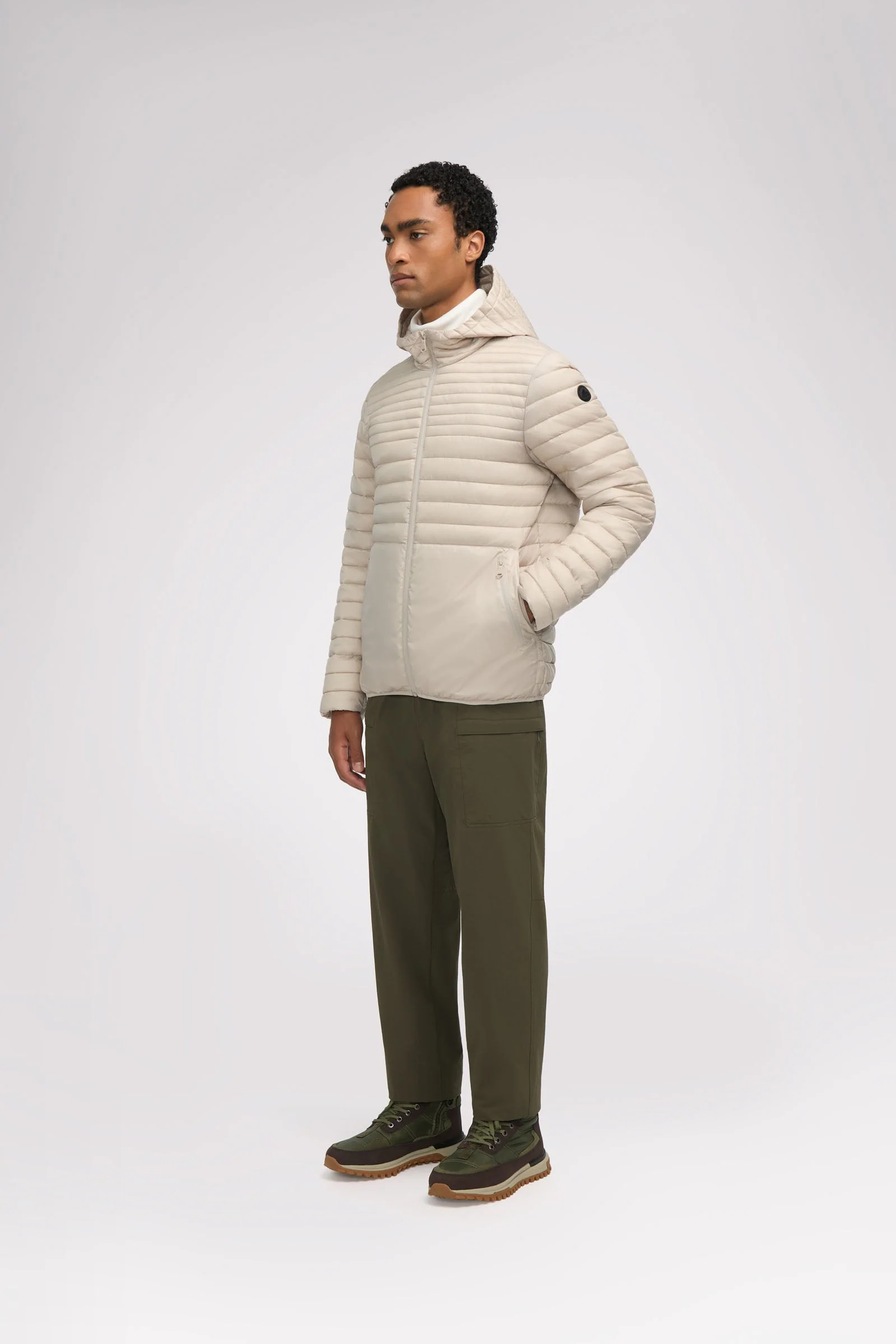 Eriksson Men's Lightweight Packable Puffer - Image 38