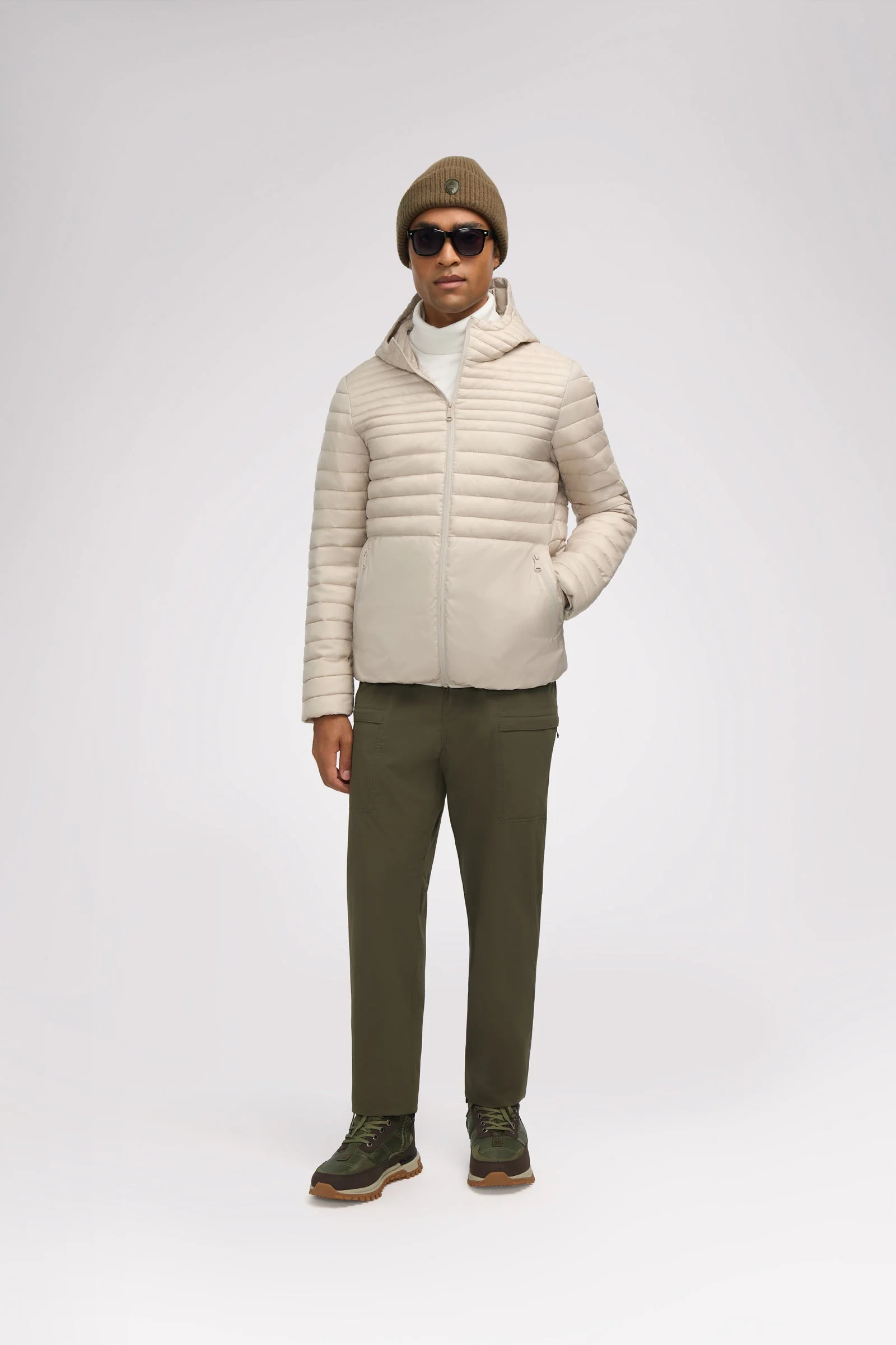 Eriksson Men's Lightweight Packable Puffer - Image 43