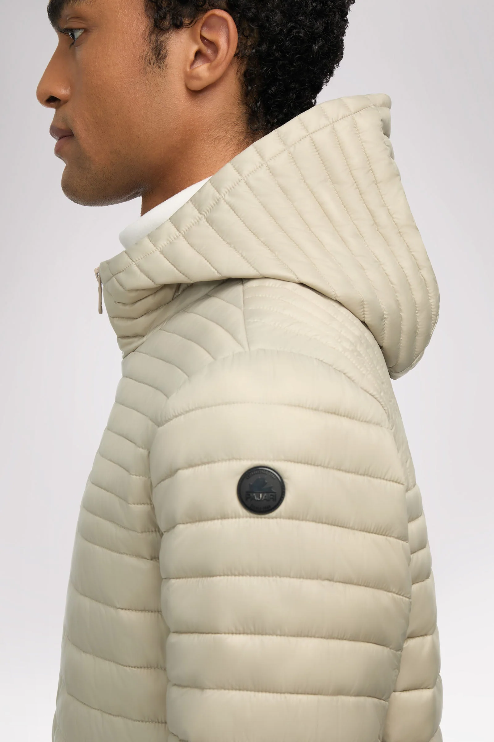 Eriksson Men's Lightweight Packable Puffer - Image 50