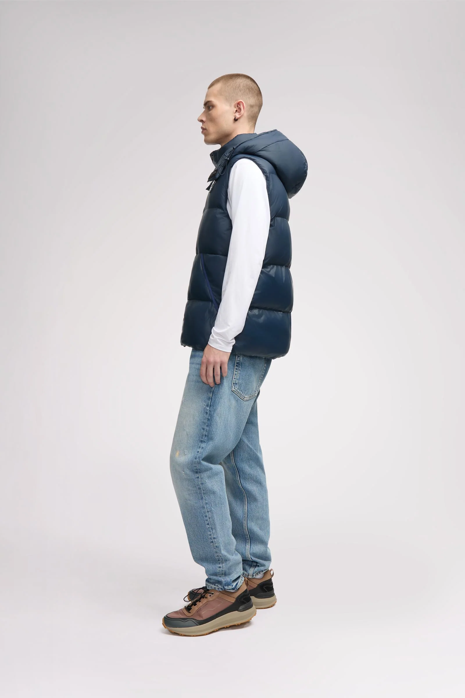 Hyeon Men's Vest - Image 25