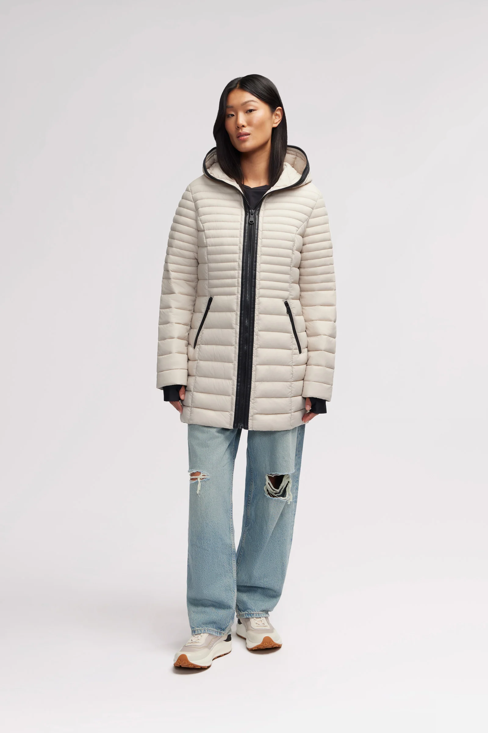 Lyvien Women's Lightweight Packable Puffer - Image 41