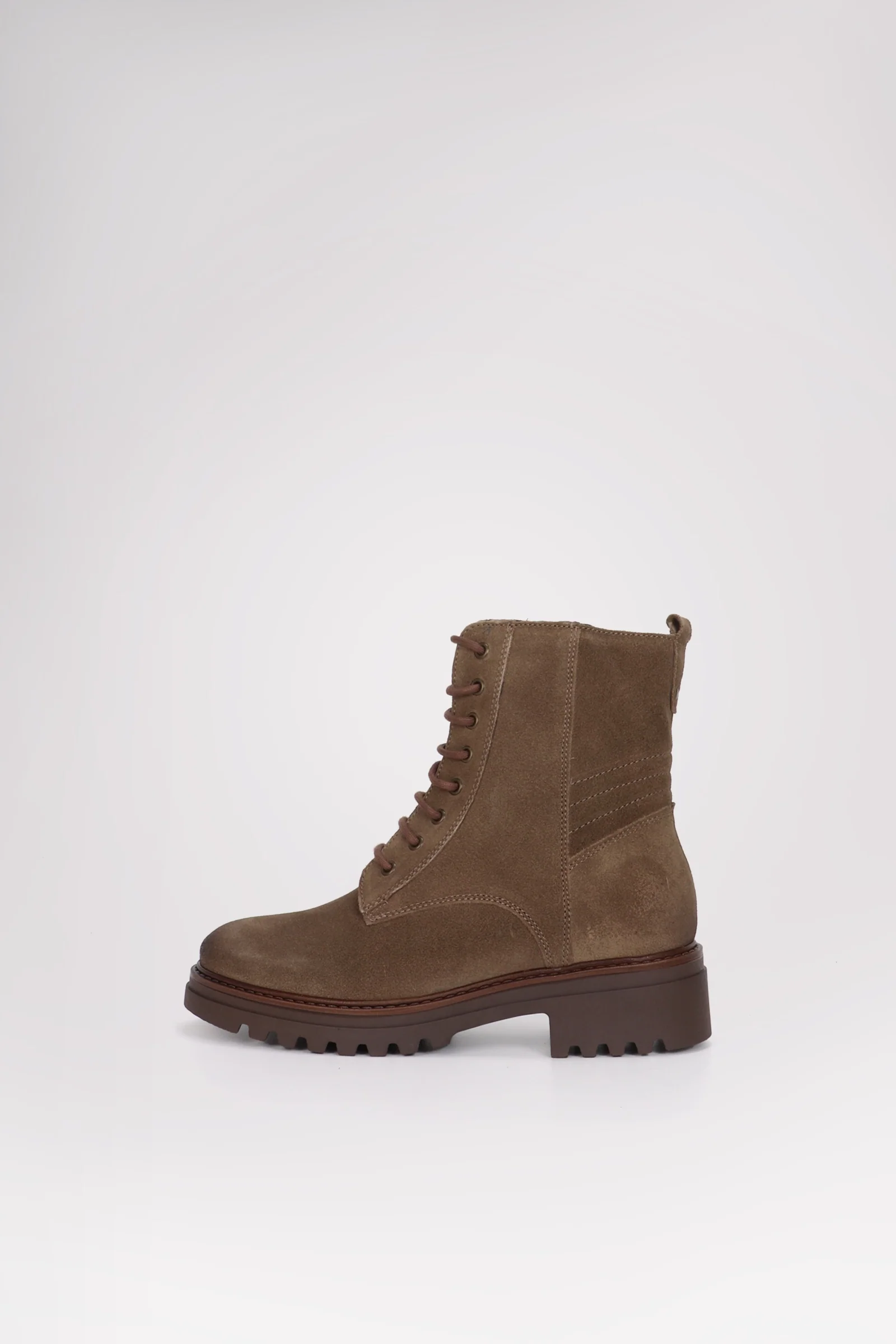 Monterey Women's Lace Up Boot - Image 11