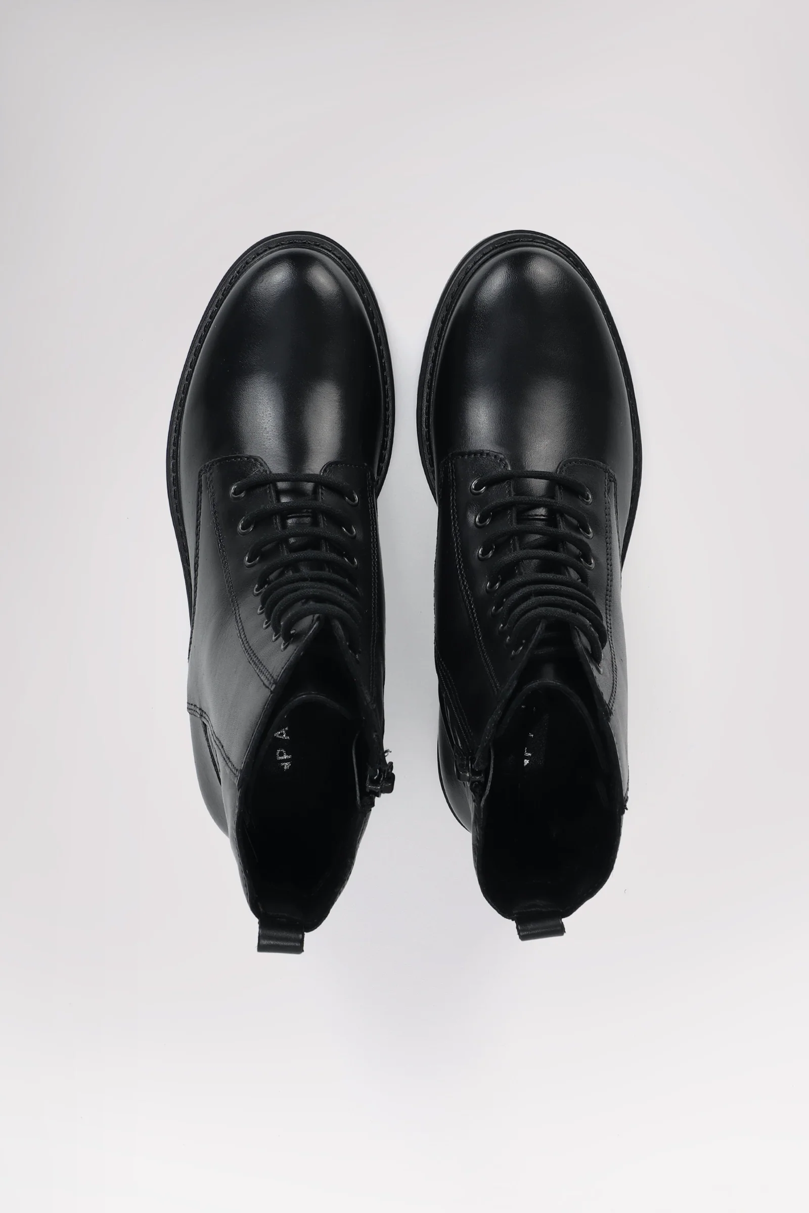 Monterey Women's Lace Up Boot - Image 6