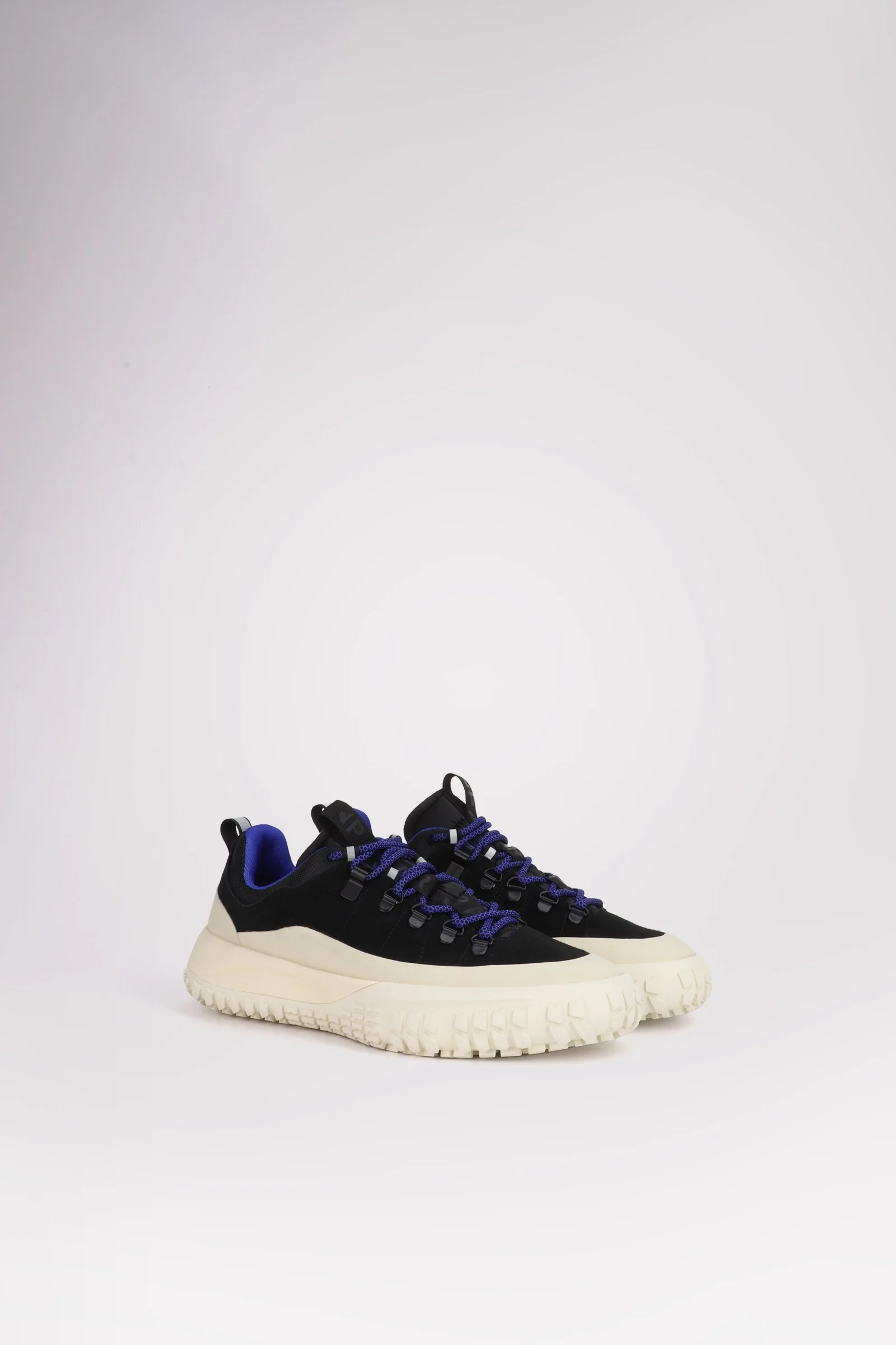 Nebula Alpine Men's Casual Sneaker - Image 9