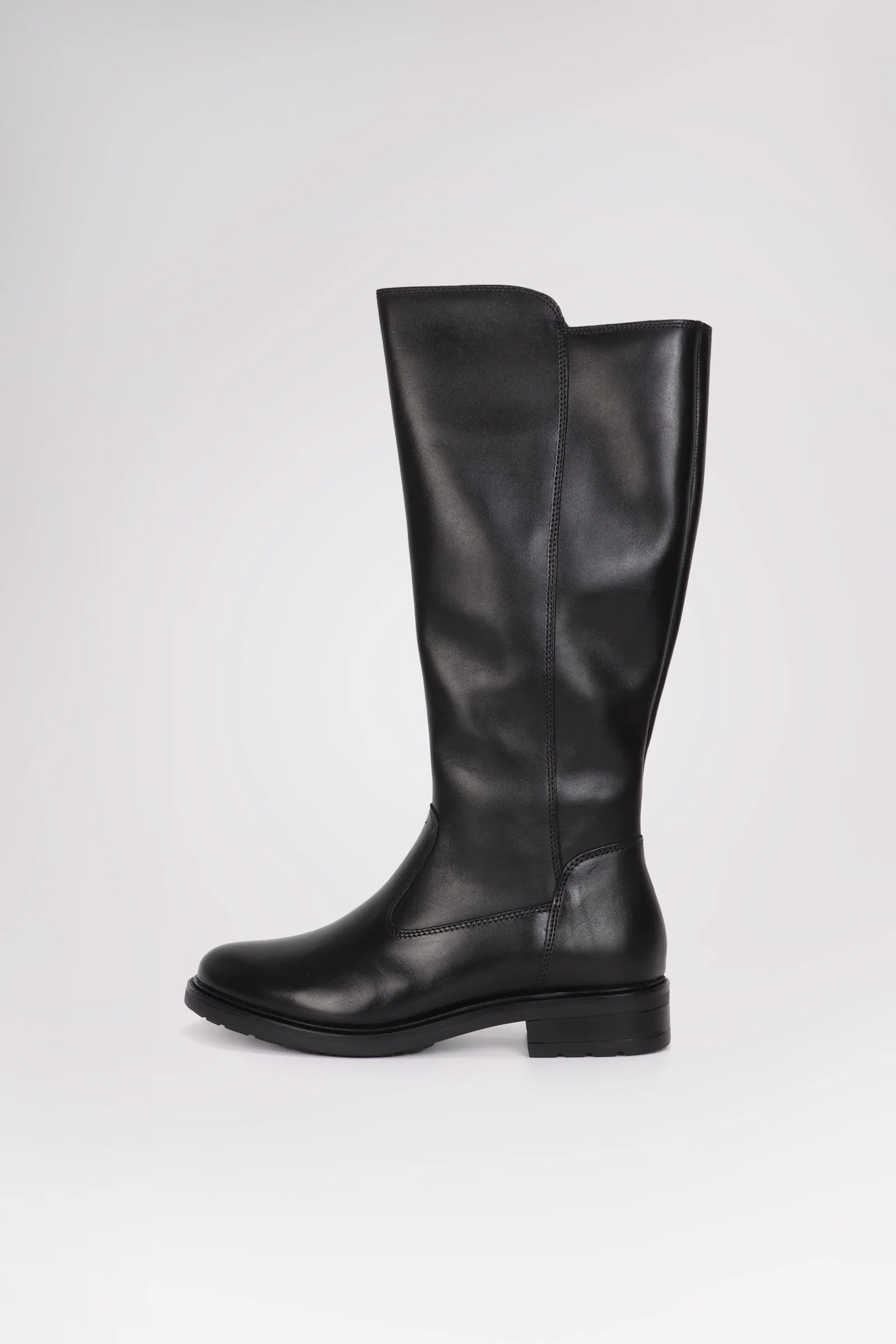 Riga Women's High Side Zip Boot - Image 11