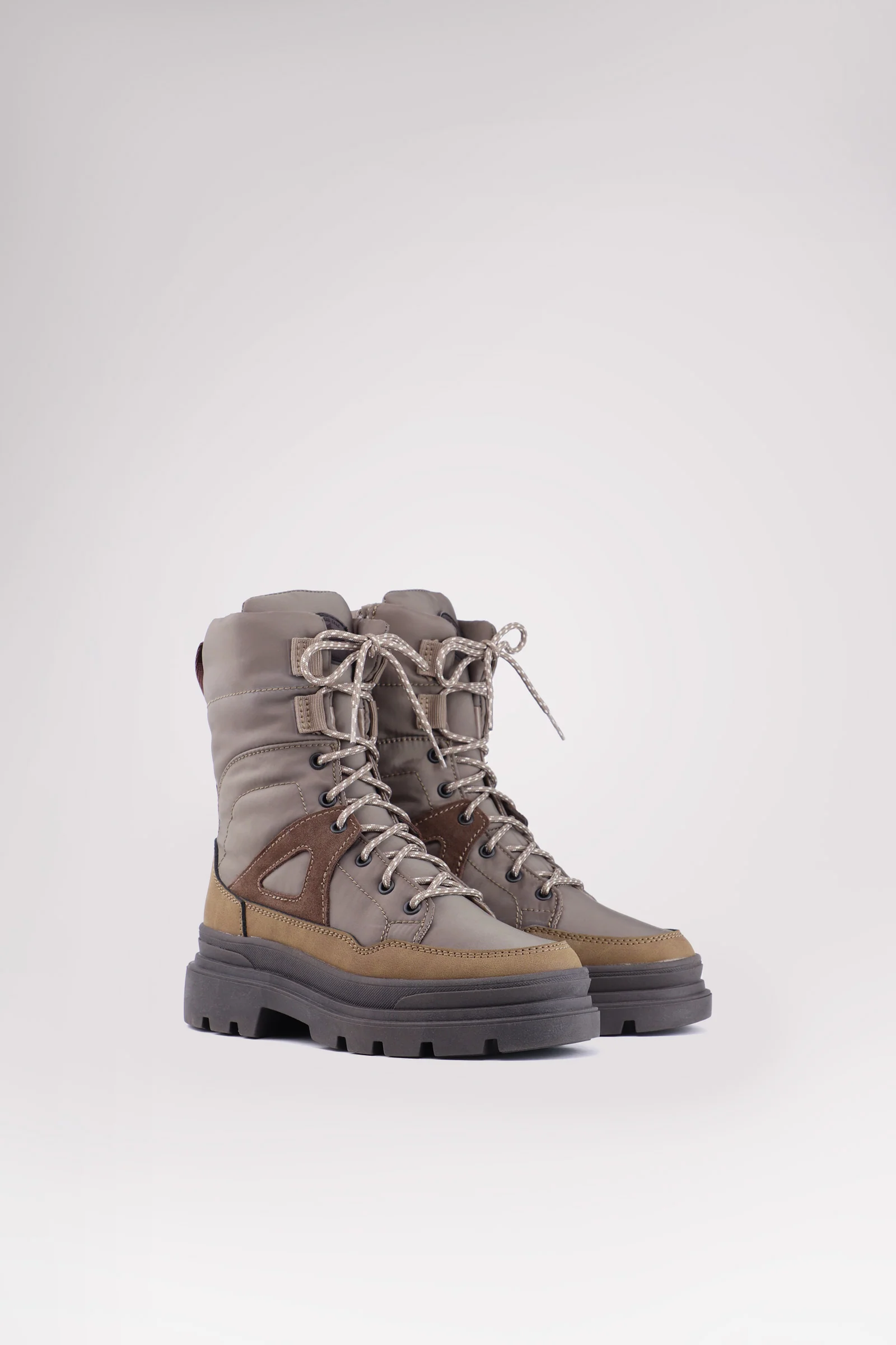 Verana Low Women's Lace Up Boot w/Zip - Image 2
