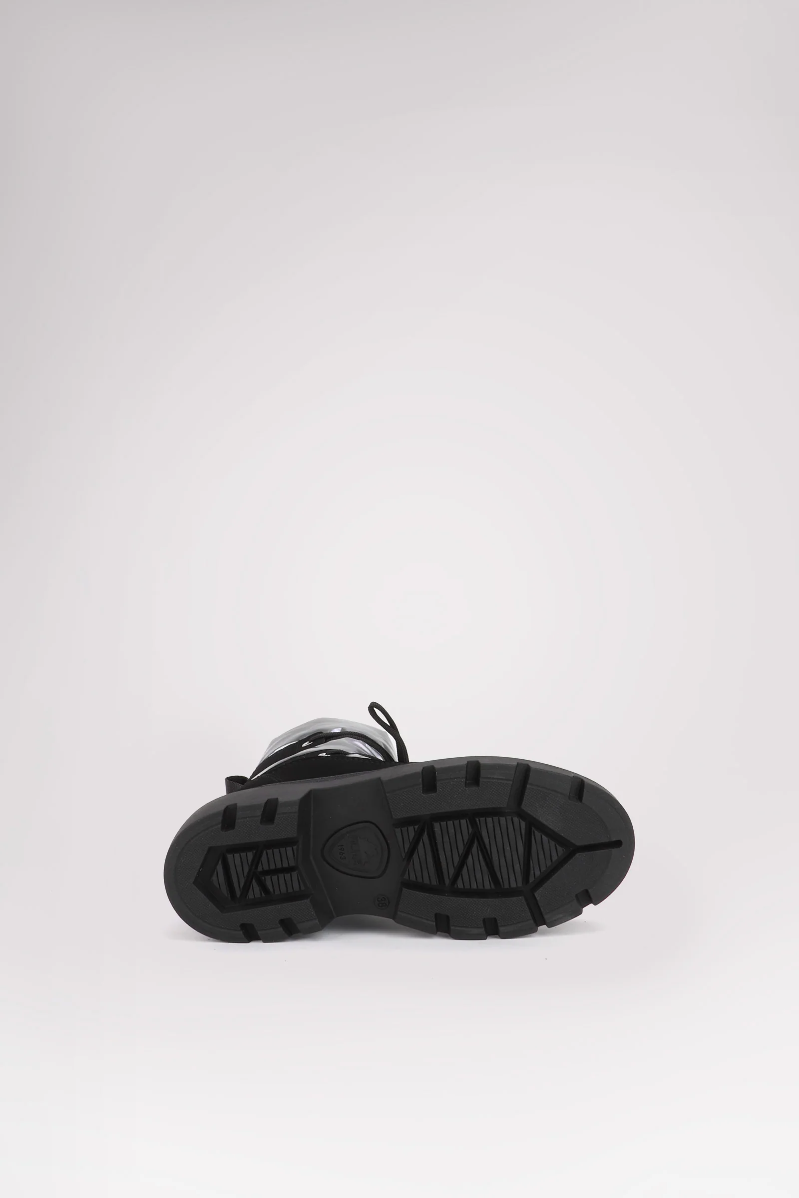 Viva Women's Lace Up Boot - Image 5