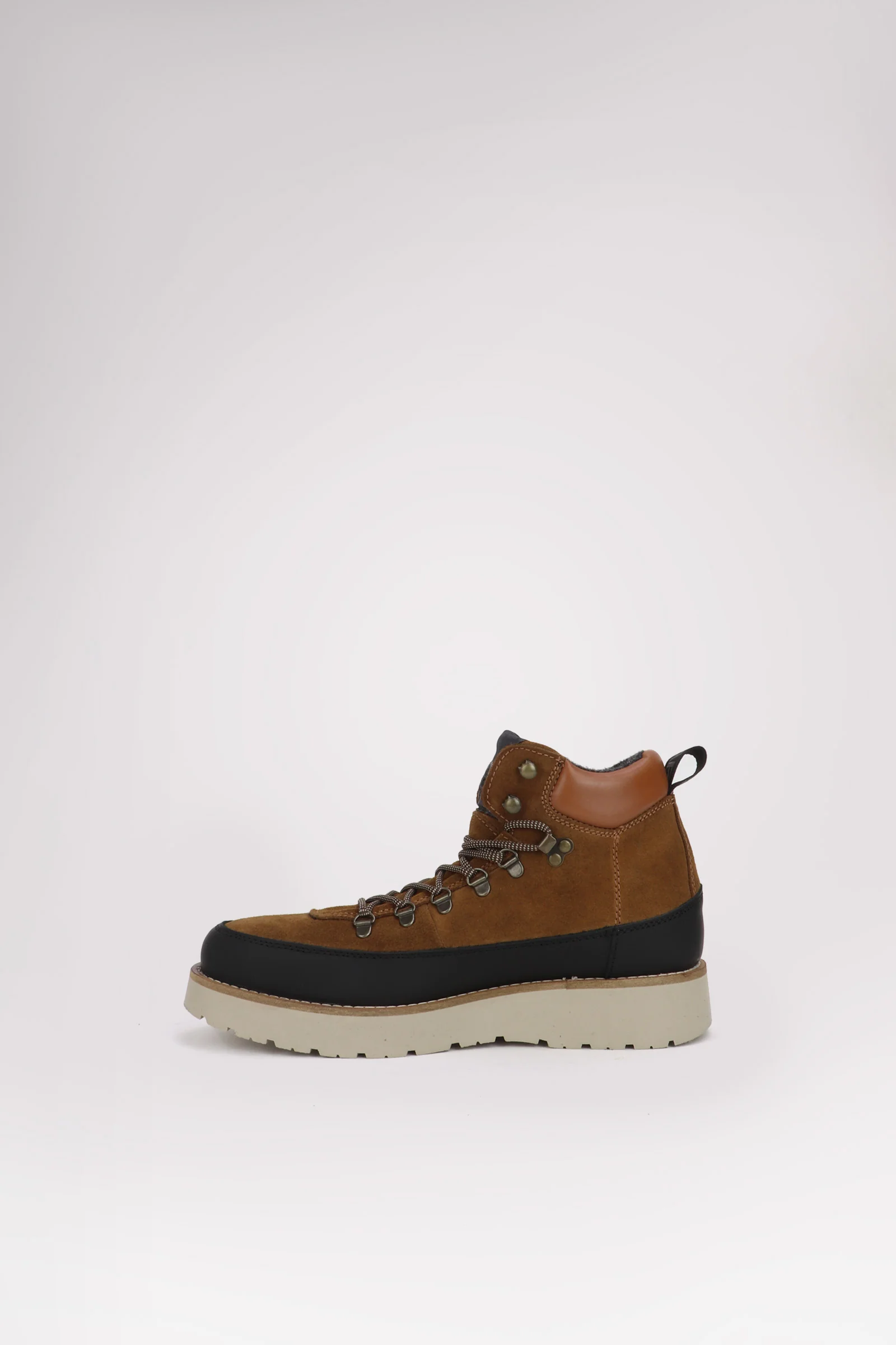 Yak Men's Lace Up Boot - Image 8