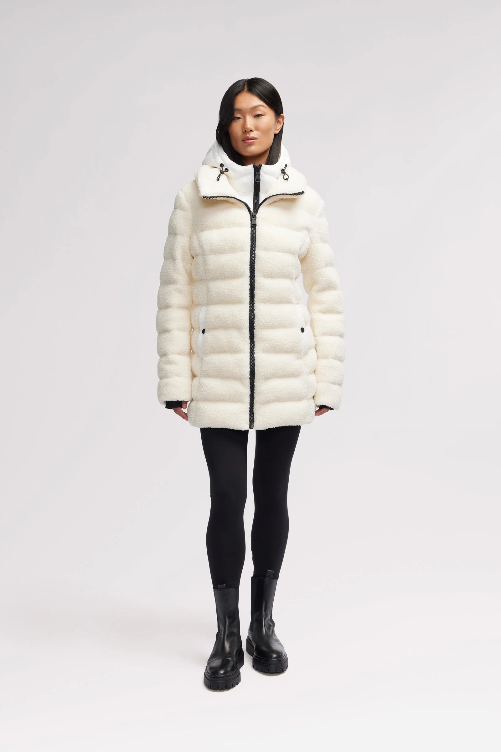Yvaine Women's Lightweight Puffer - Image 12